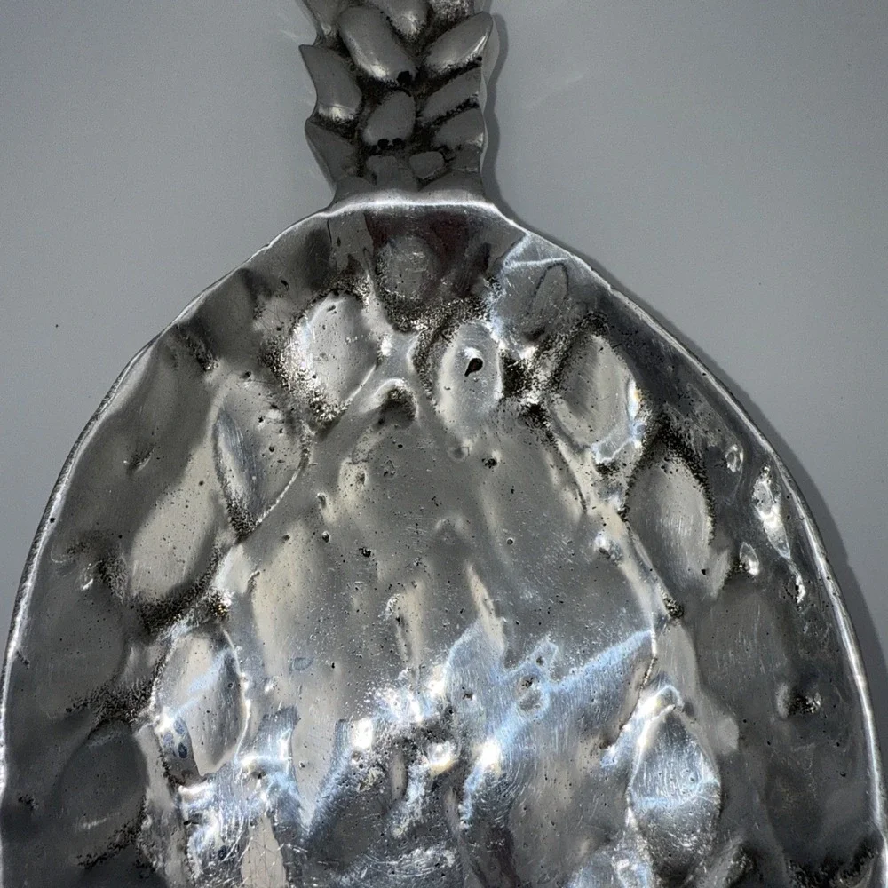 PINEAPPLE SERVING TRAY Majolica Mexico BRUSHED Aluminum BREAK RESISTANT